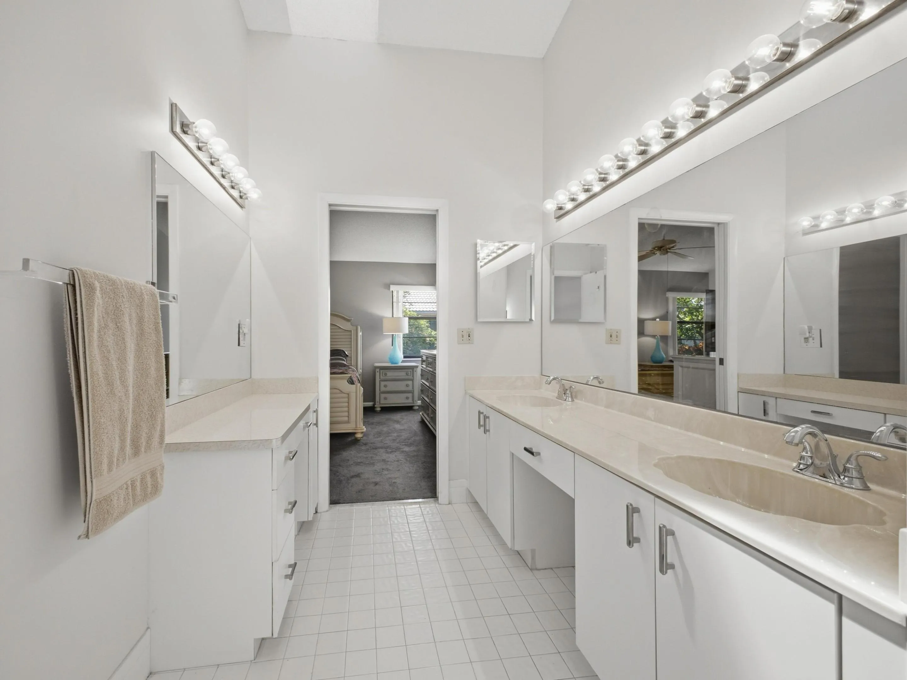 26_Primary_Bathroom