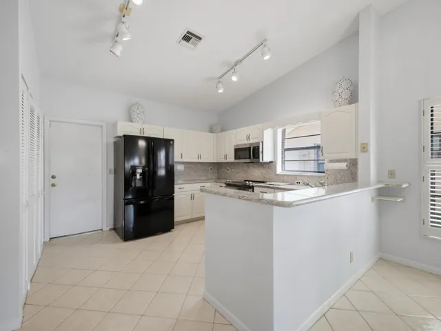19_Kitchen