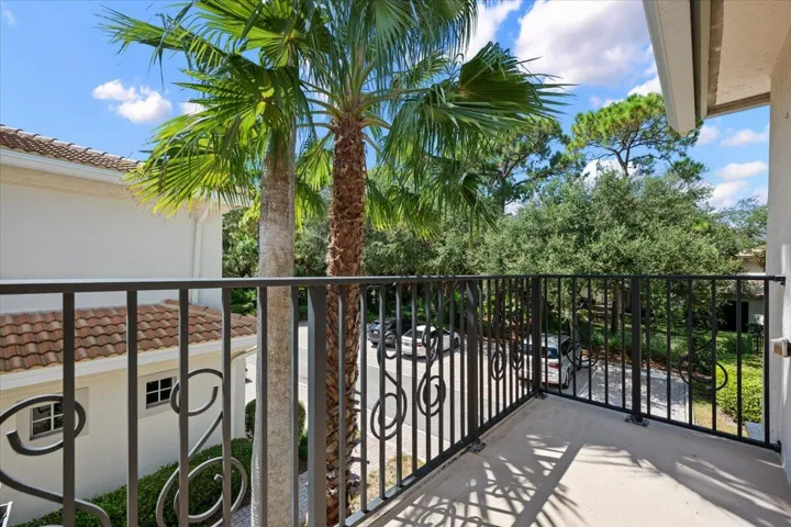 Open Sky Balcony