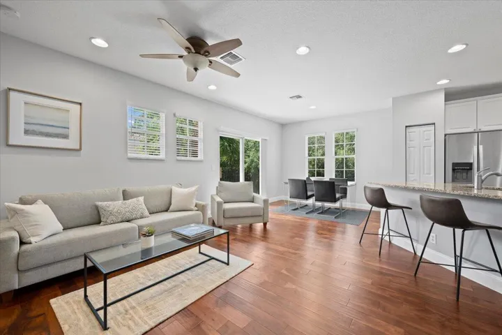 Single Level Floor Plan