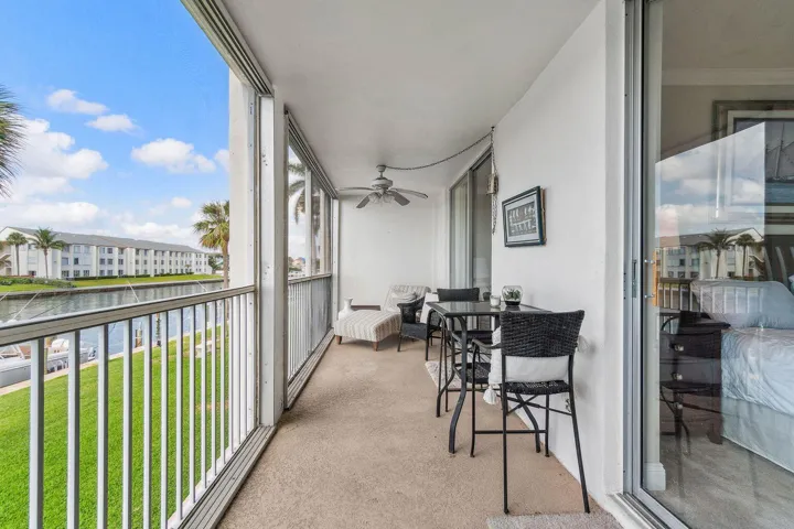 Double Balcony