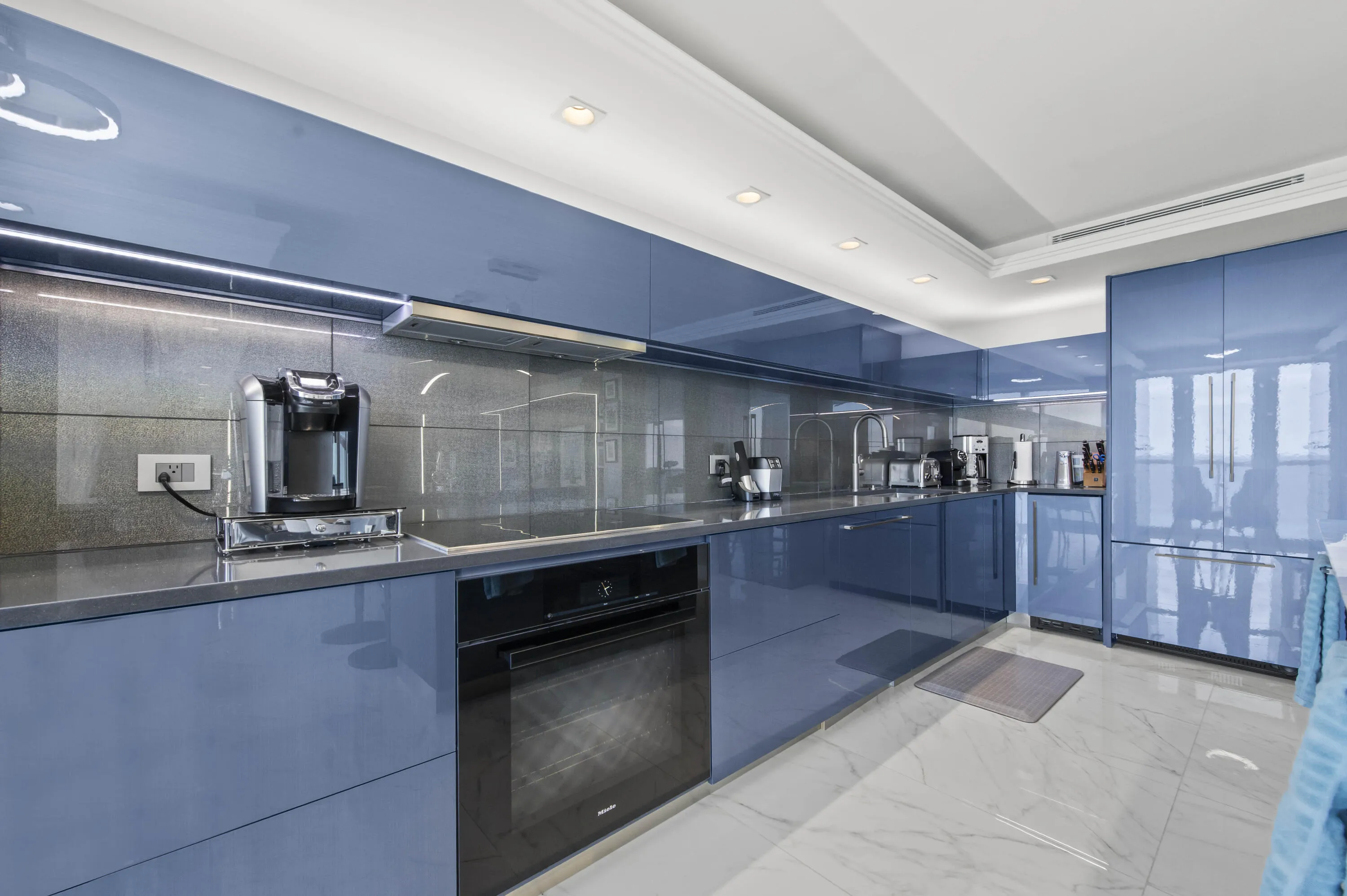 CUSTOM Kitchen