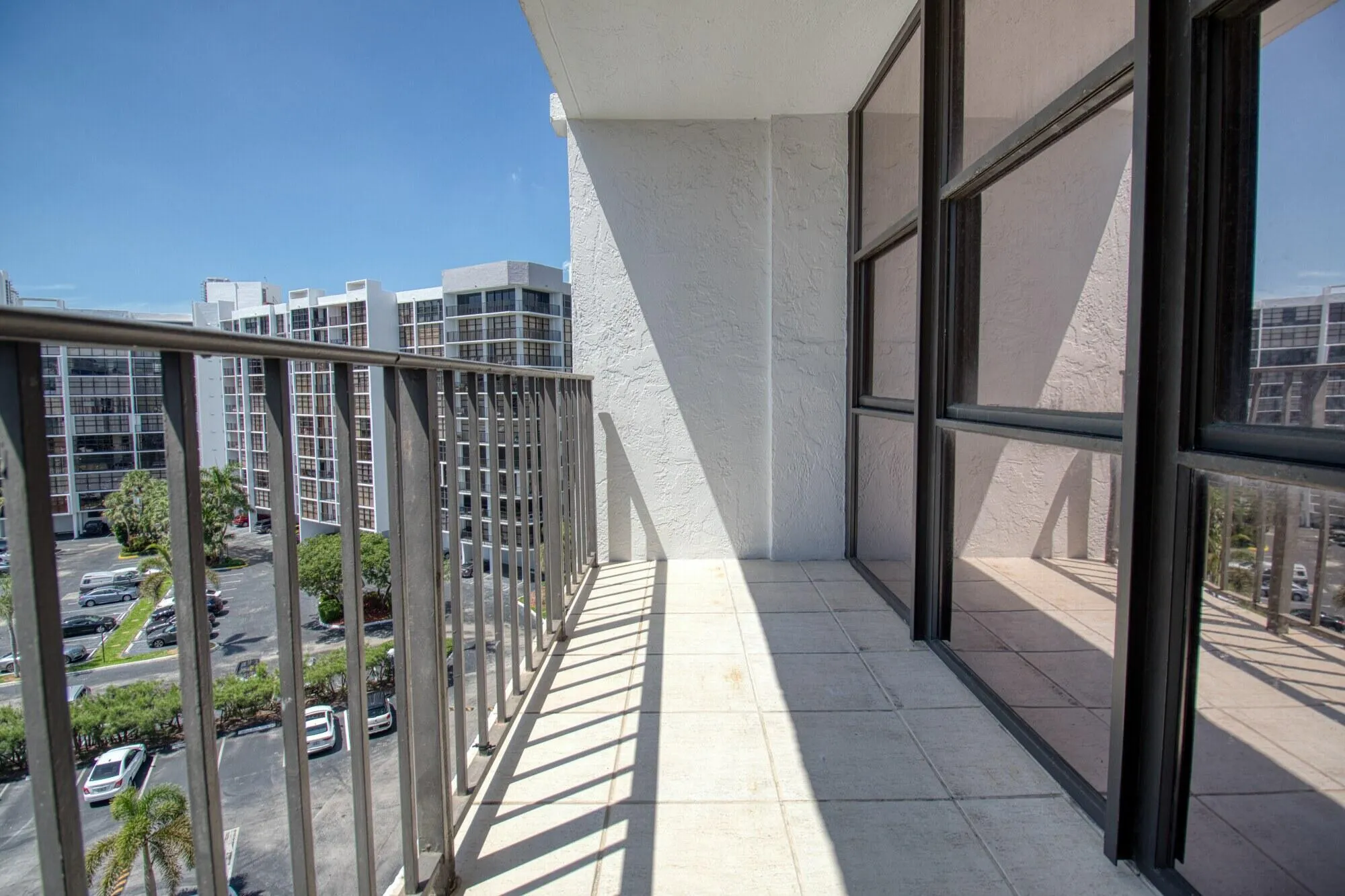 Balcony-1-hdr8-IMG_7756_hdr