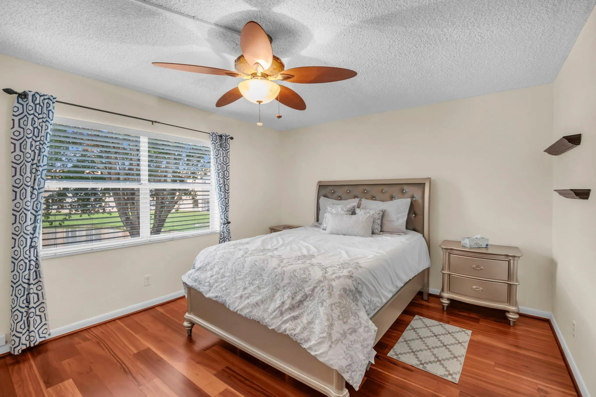 9301 Sunrise Lakes Blvd, 207 Sunrise