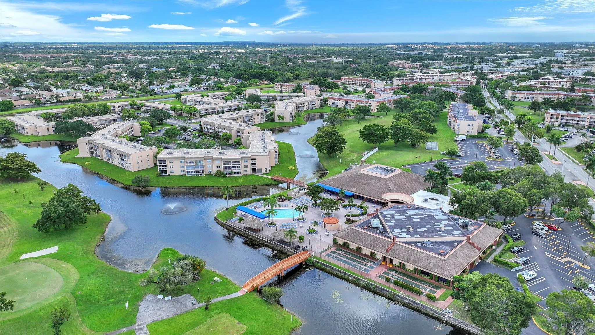Community views 9301 Sunrise Lakes Blvd, 207 Sunrise