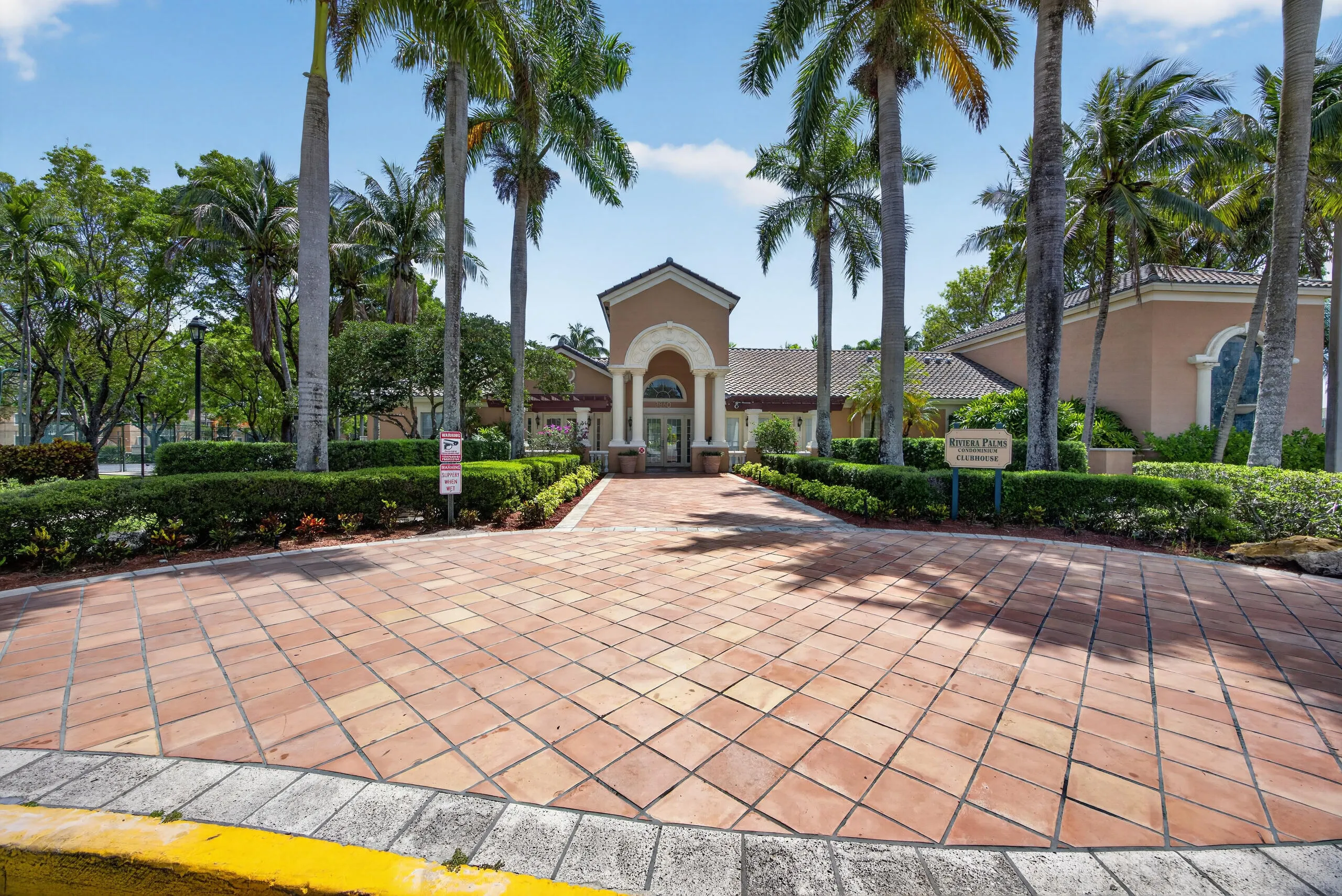 3844 Lyons Rd #101_Pics_38_Arturo Ruesta