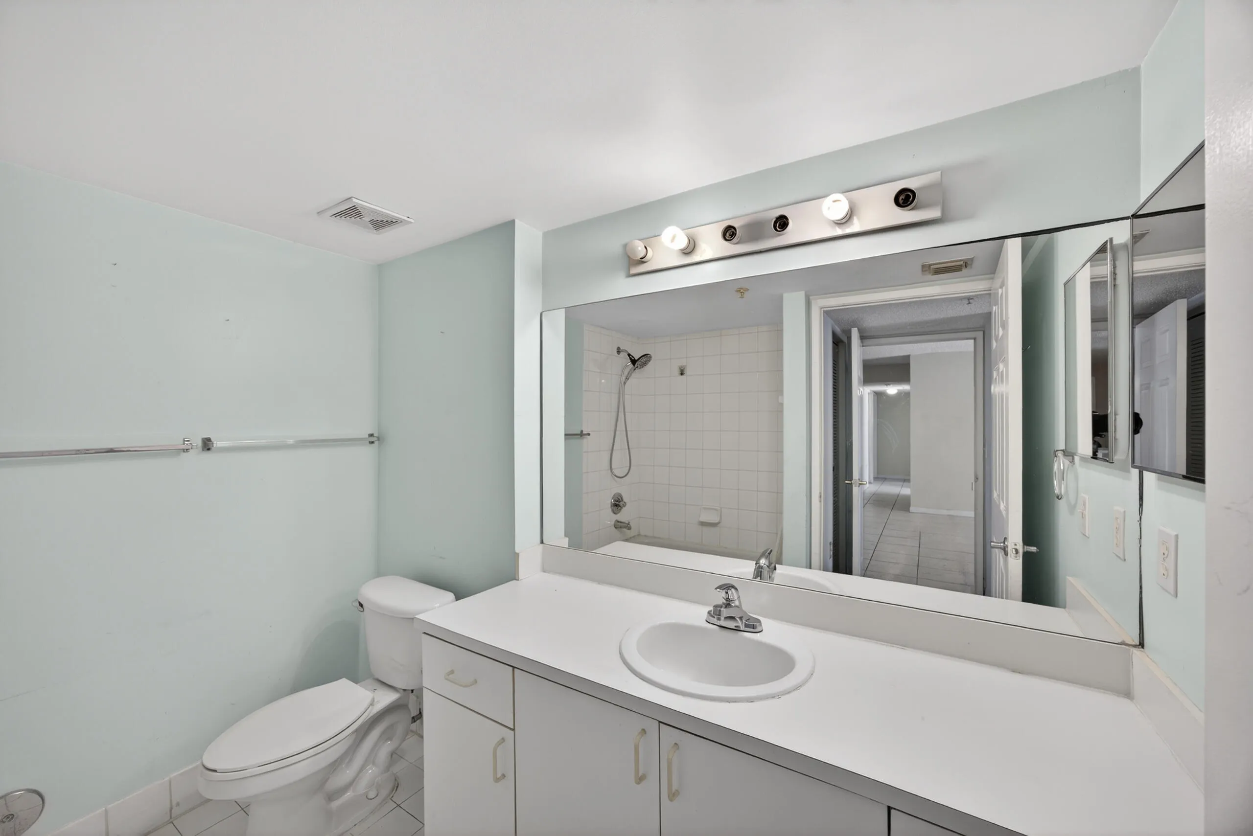 3844 Lyons Rd #101_Pics_26_Arturo Ruesta