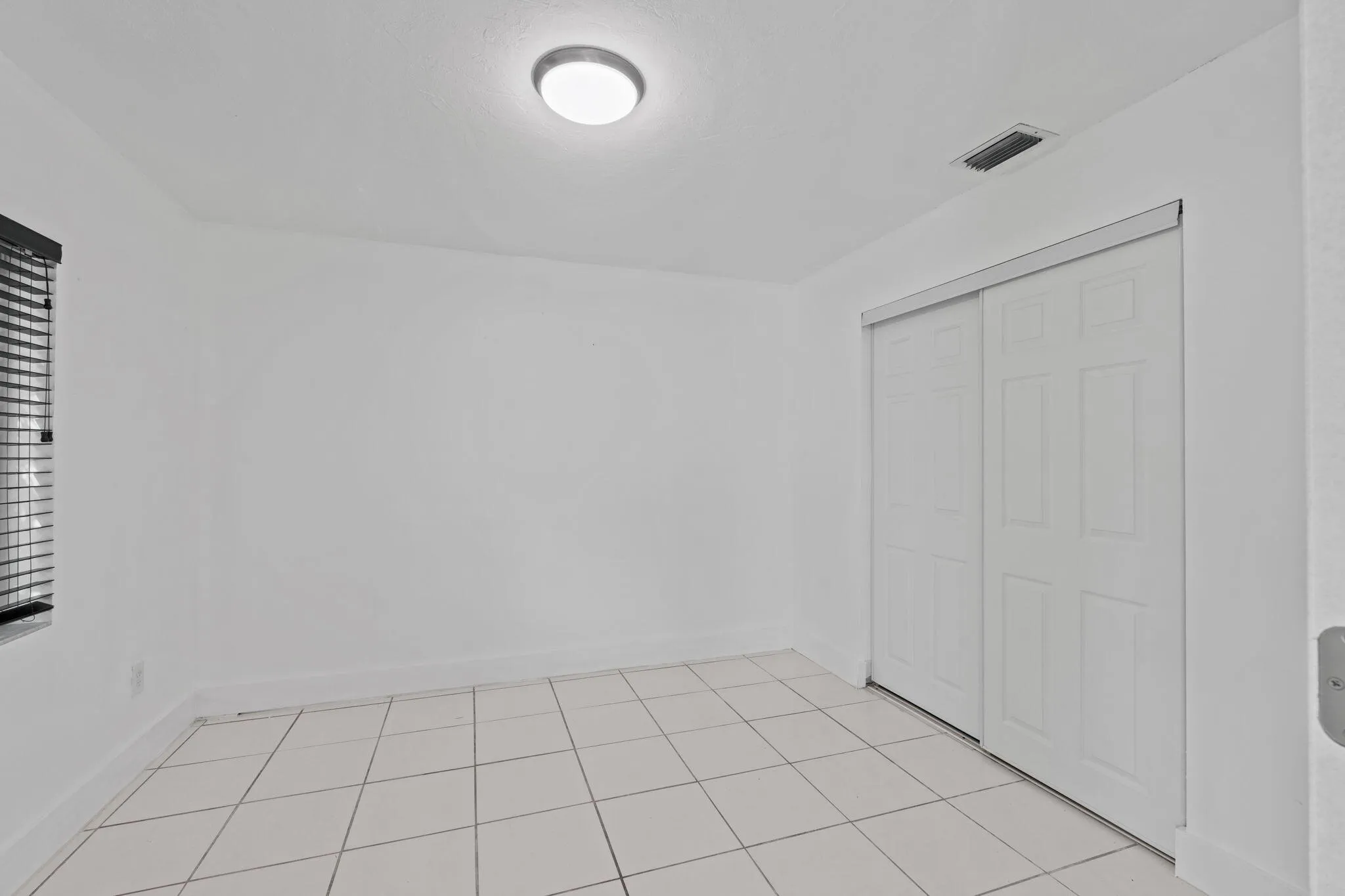 34-web-or-mls-A7409174