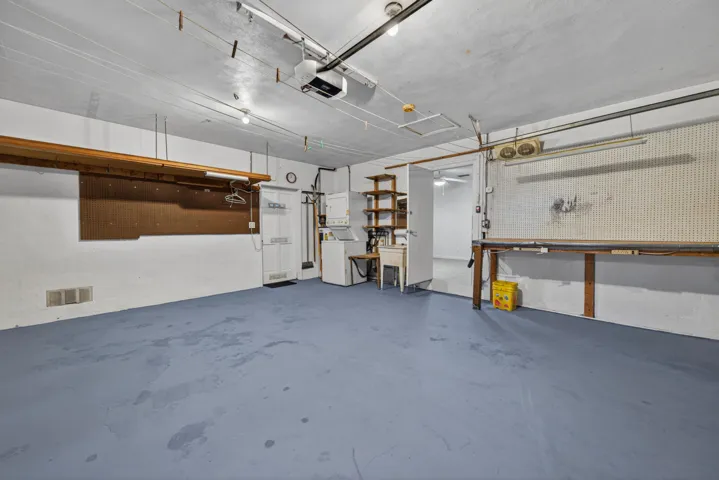 2 car garage