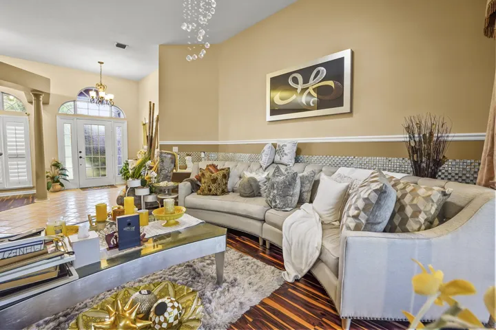 11 Living room 06