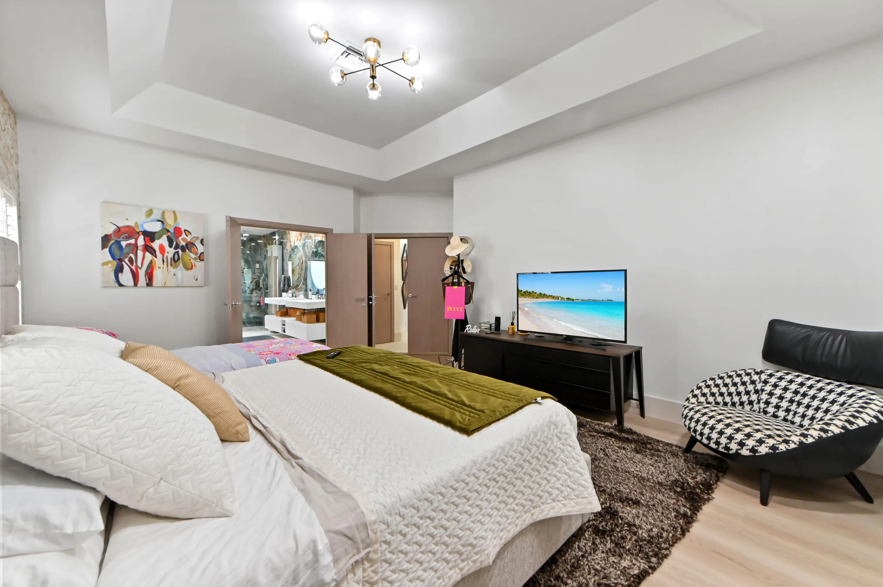 15 bedroom 02