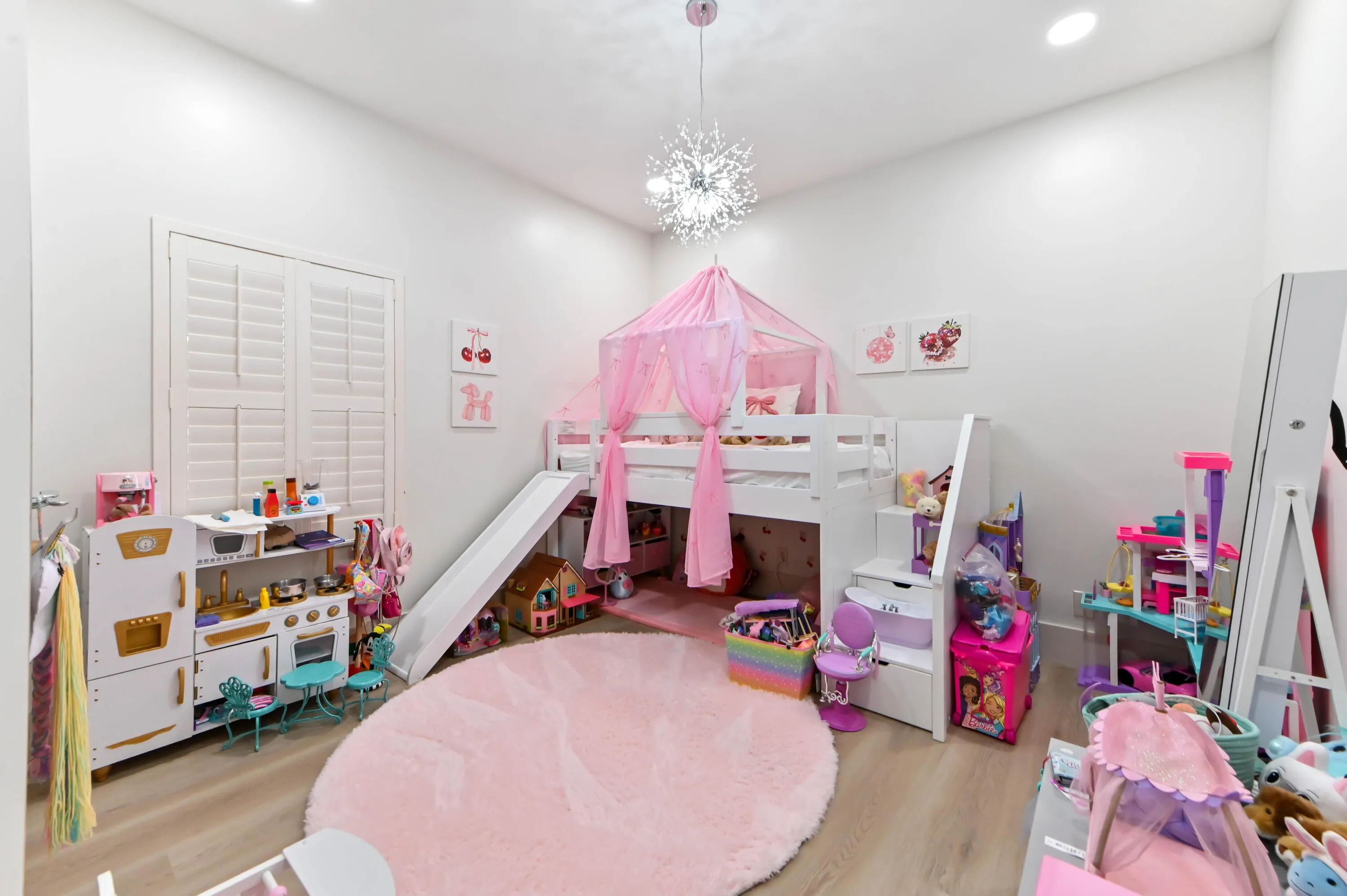 09 bedroom 01