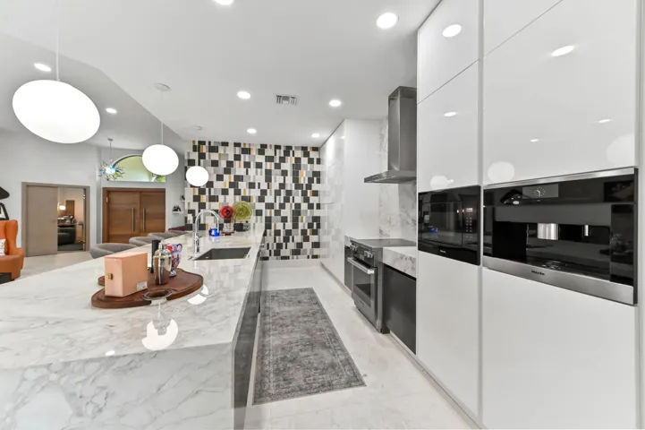 28 kitchen 03