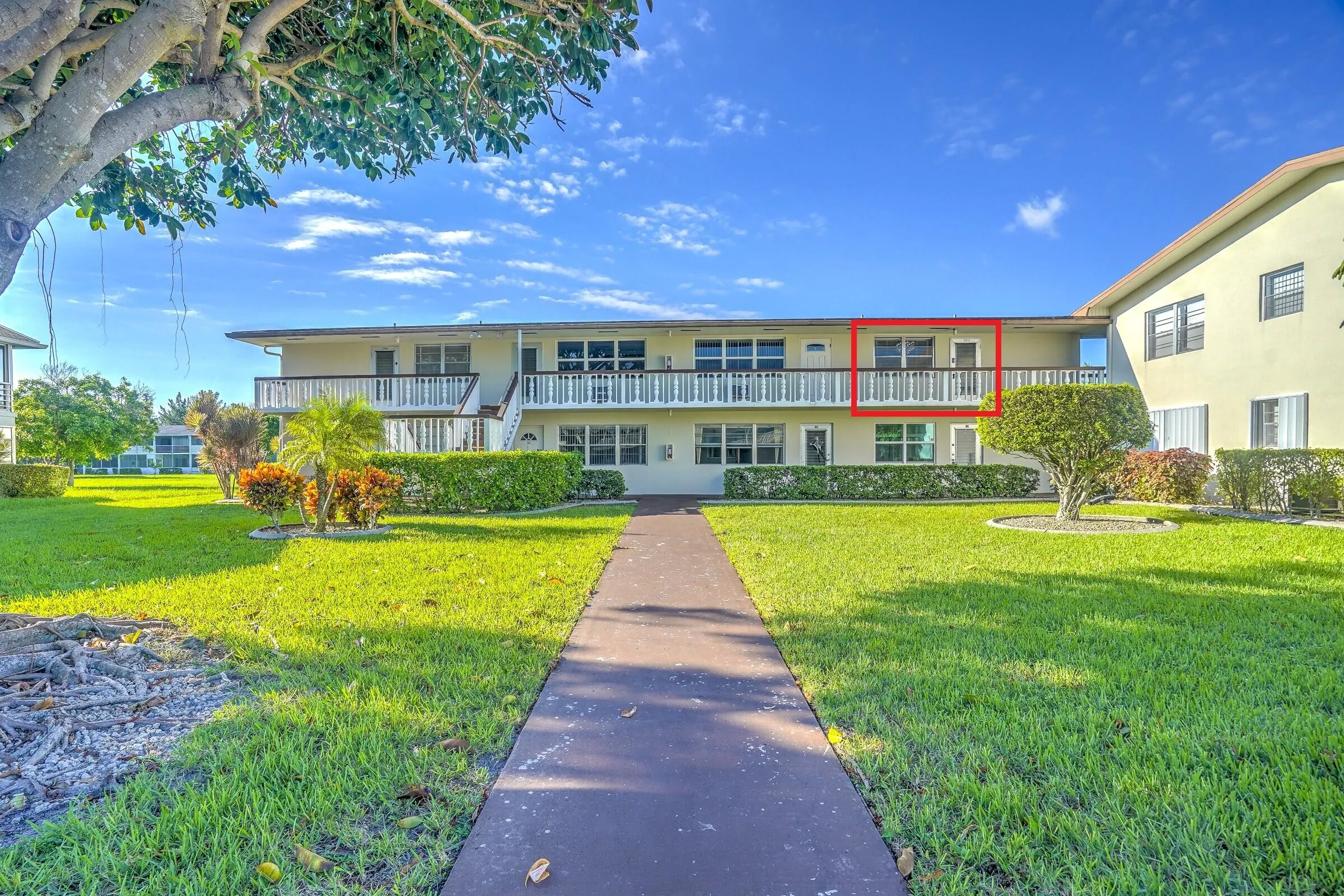 203WindsorI-2red