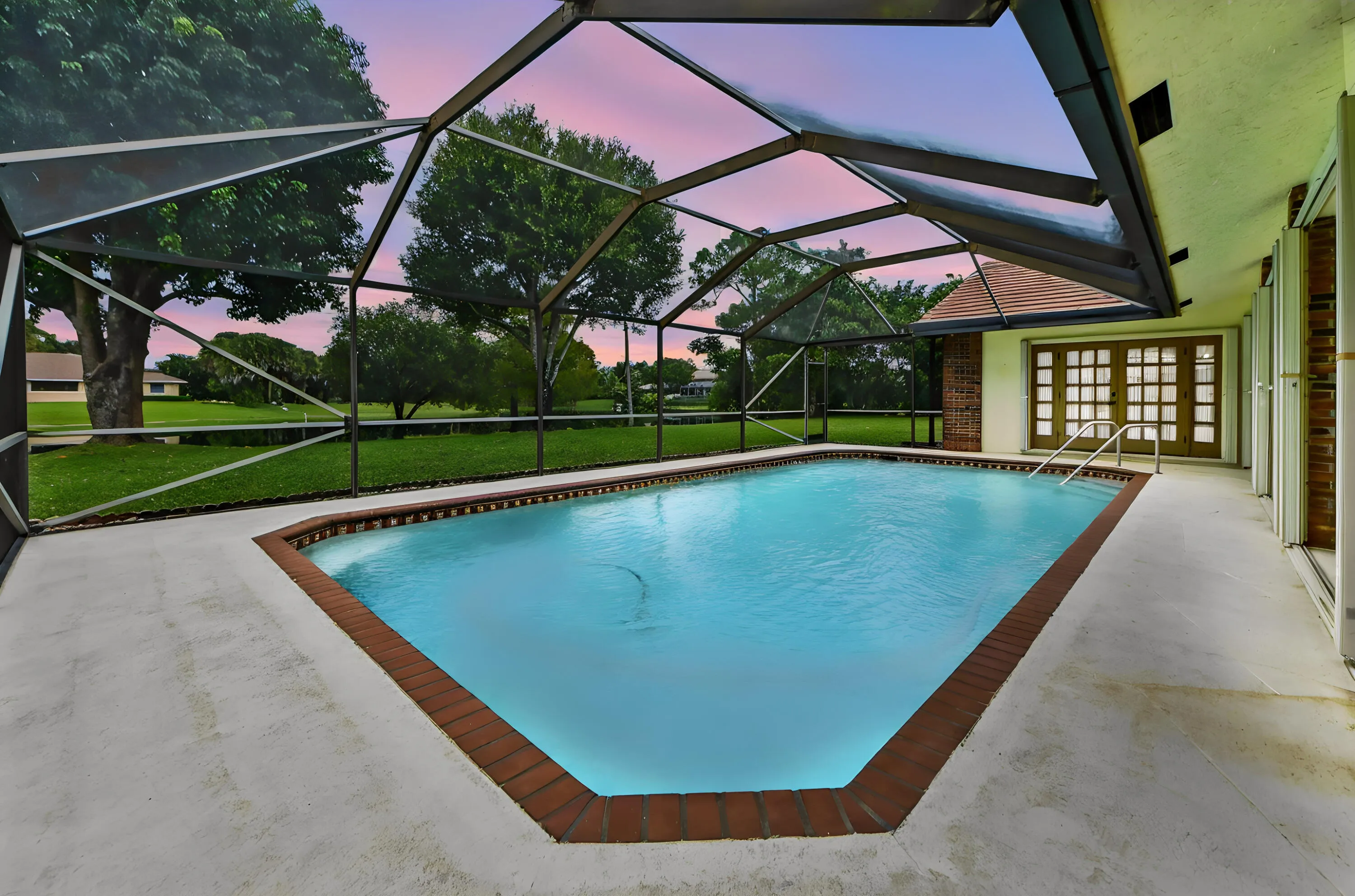 33-Pool-01_TW