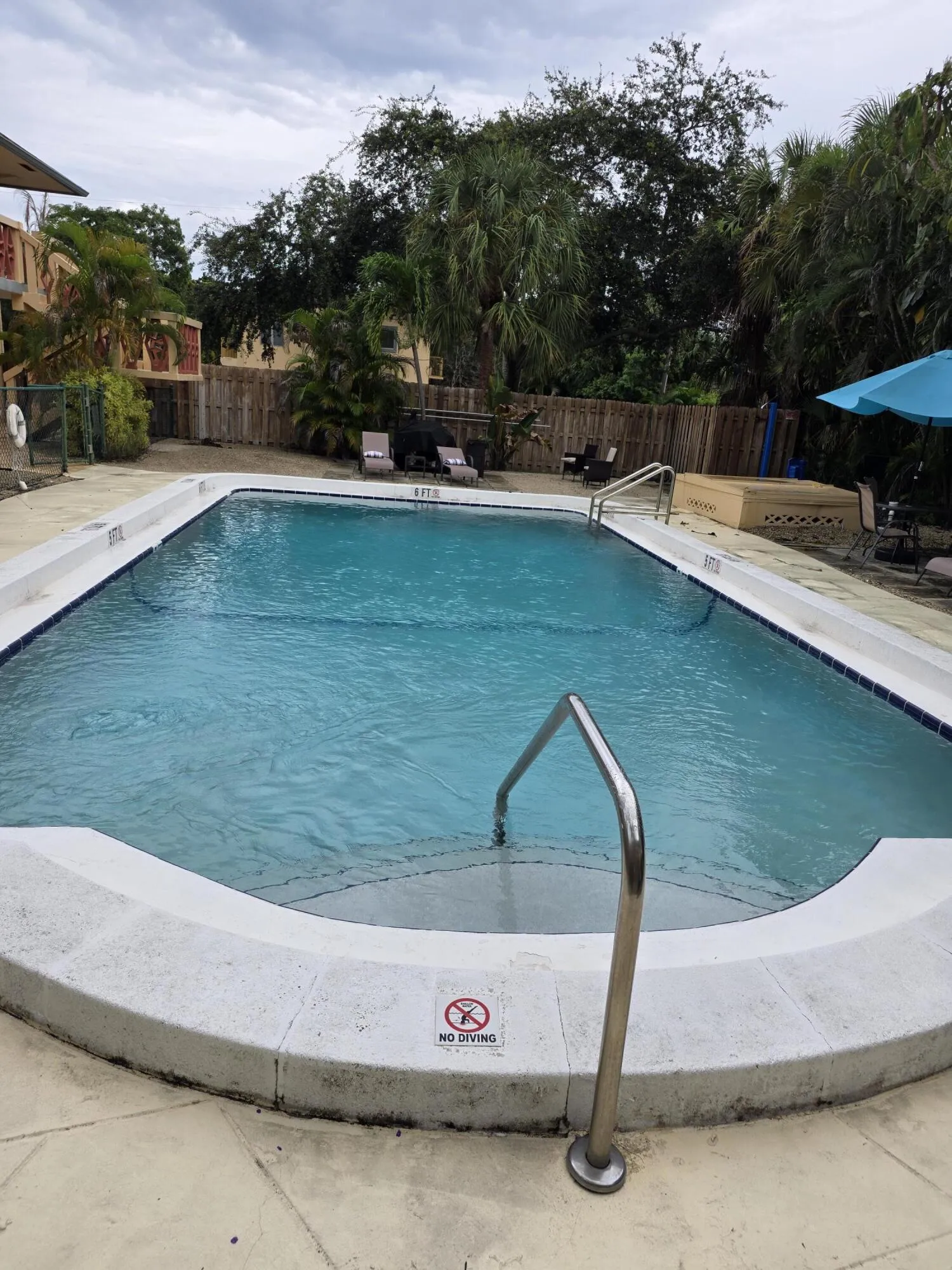 Community pool