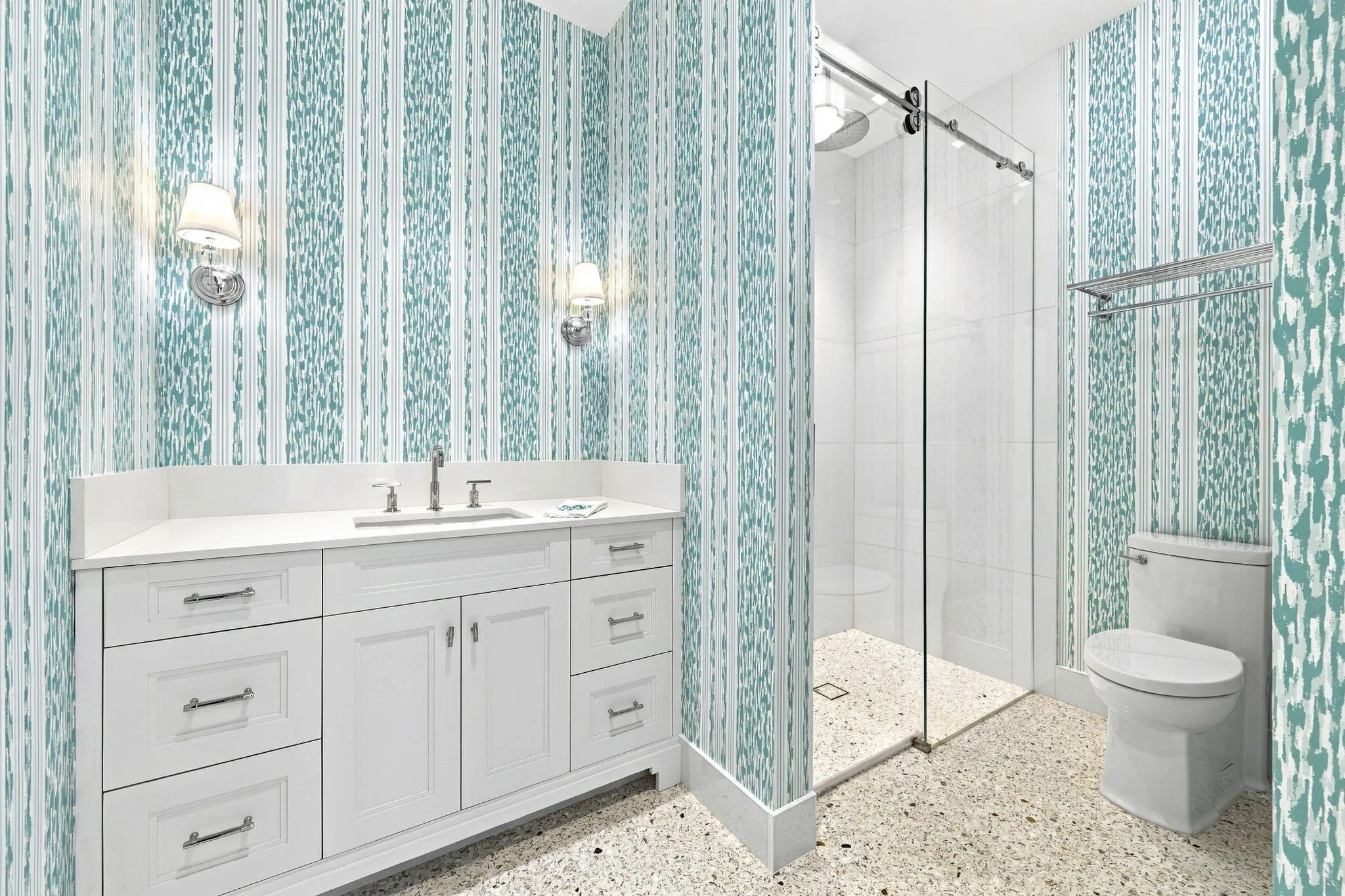 Guest Suite Bathroom