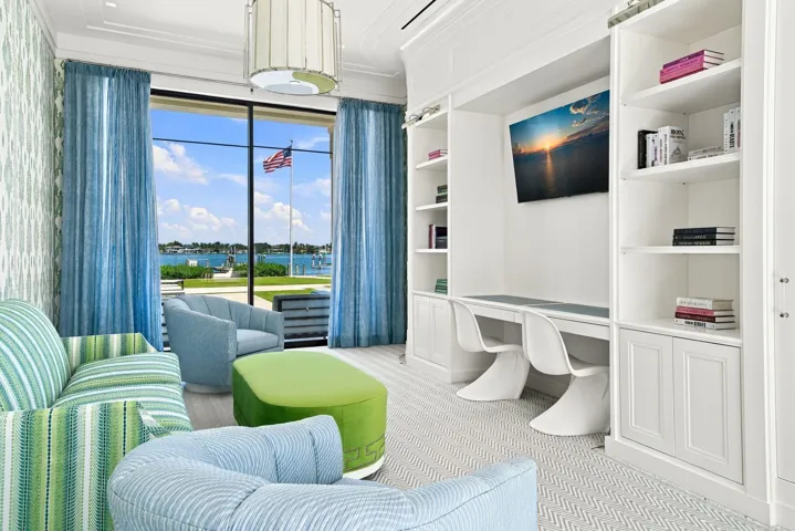 Home Office Built-in Desks and Cabinetry