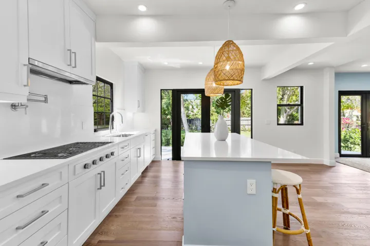 225 - Kitchen