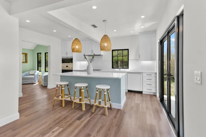225 - Kitchen