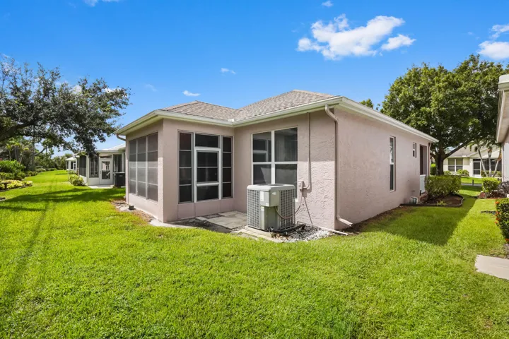 26 backyard 03