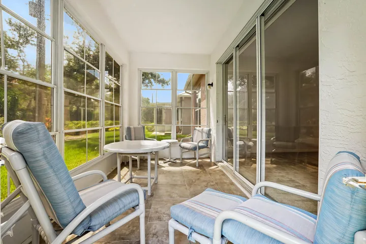 22 patio 01