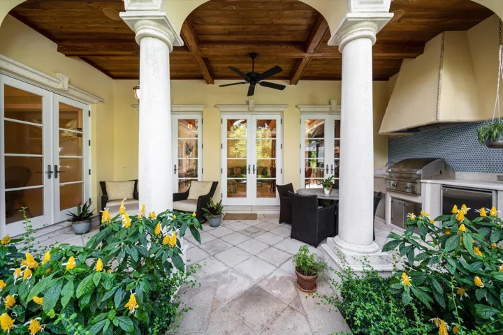 46-223-Coral-Ln-Palm-Beach-FL-25