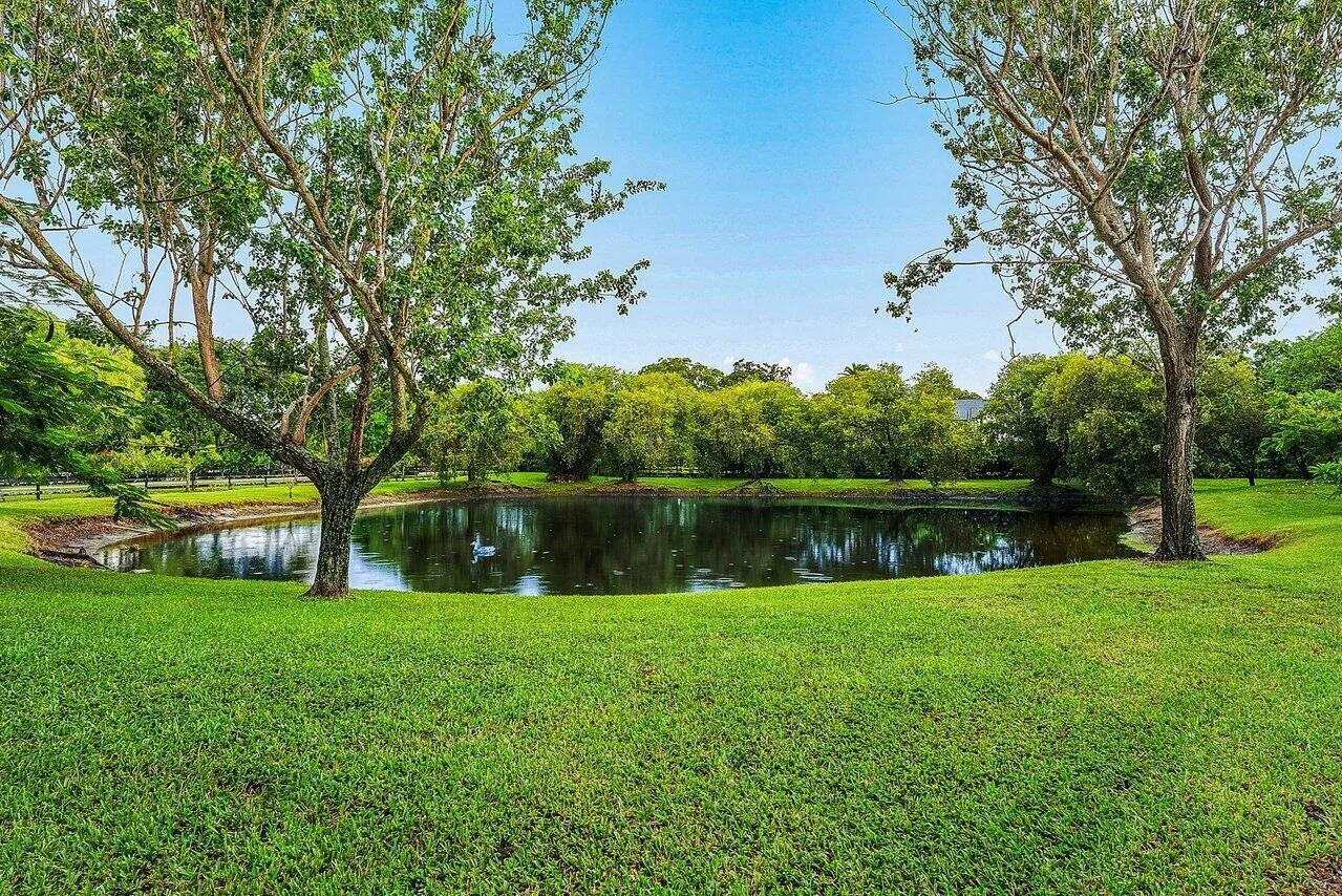 003-8549SurreyLane-BocaRaton-FL-33496-SM