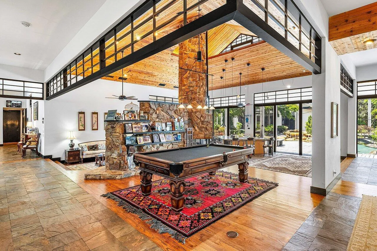 031-8549SurreyLane-BocaRaton-FL-33496-SM