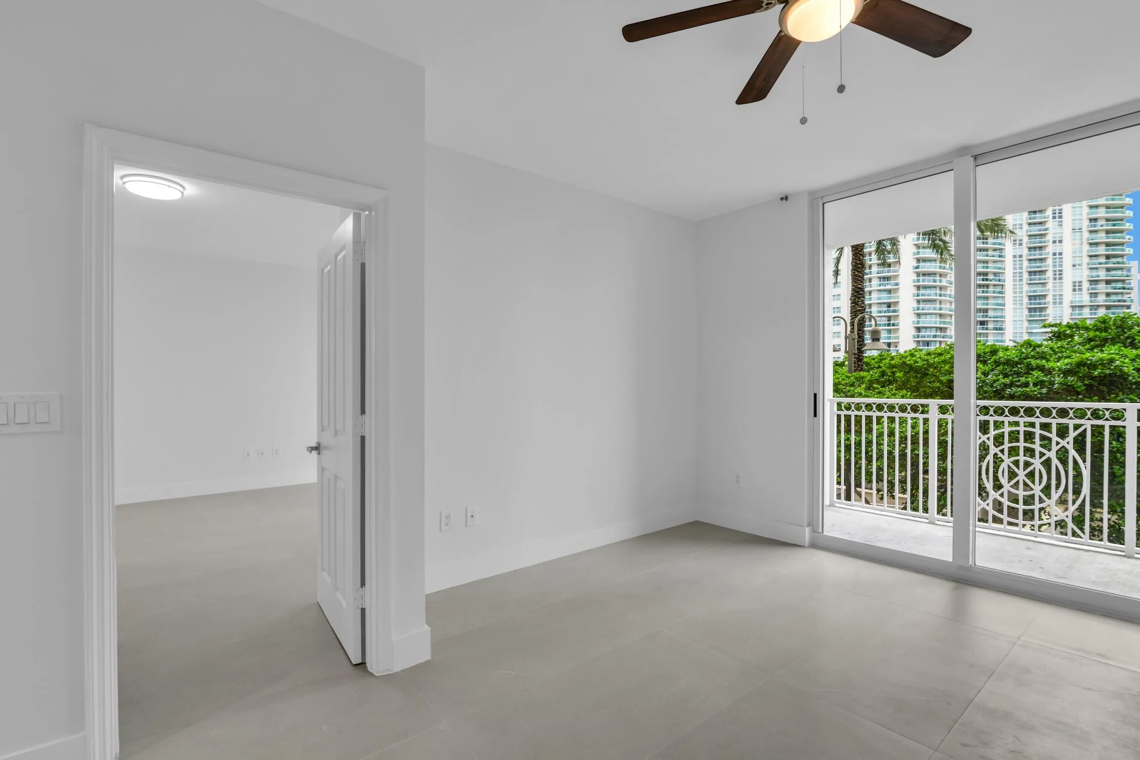 511 SE 5th Ave 703, Fort Lauderdale -73