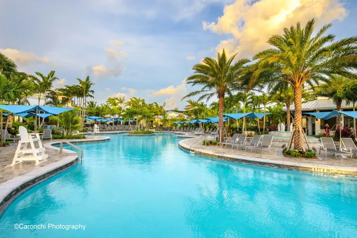 61-web-or-mls-Woodfield Main Pool