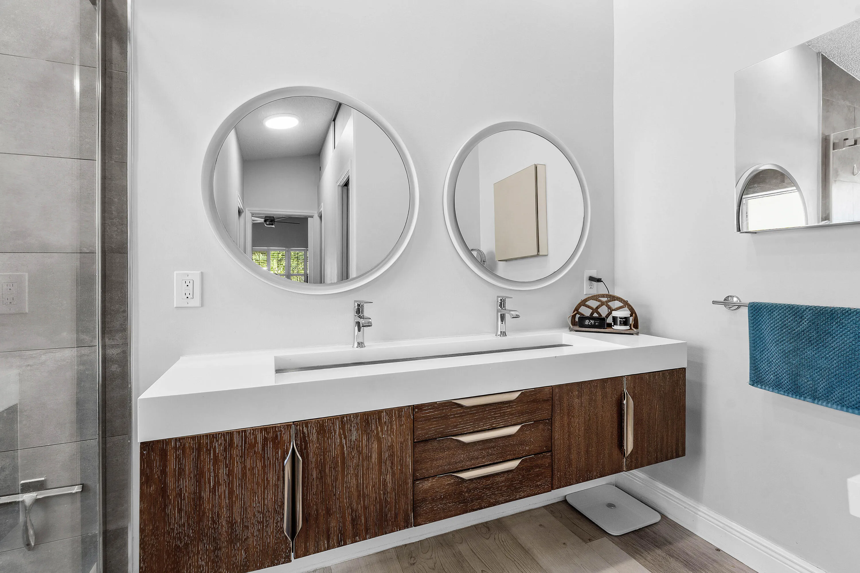 090-6734LakeNonaPlace-Greenacres-FL-3346