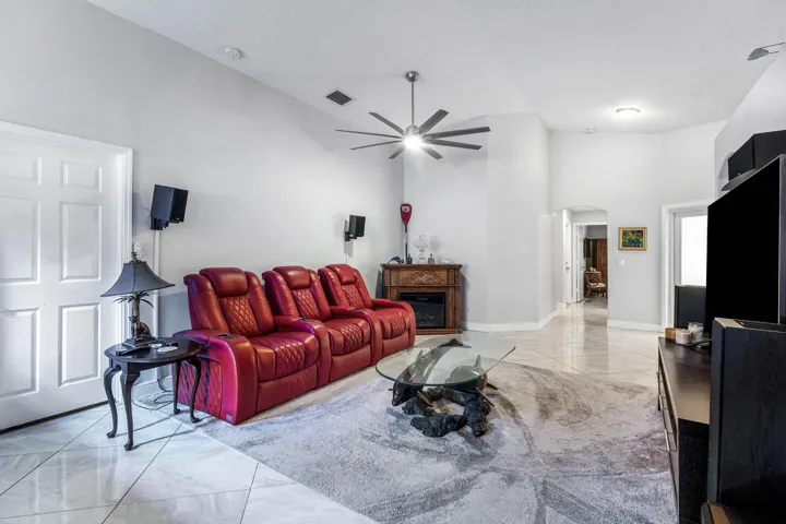 074-6734LakeNonaPlace-Greenacres-FL-3346