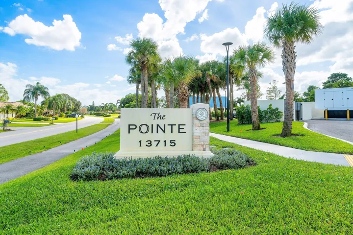 The Pointe Clubhouse