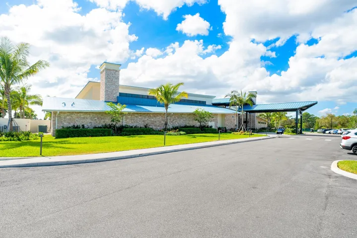 070-13320TouchstoneCourt-WestPalmBeach-F