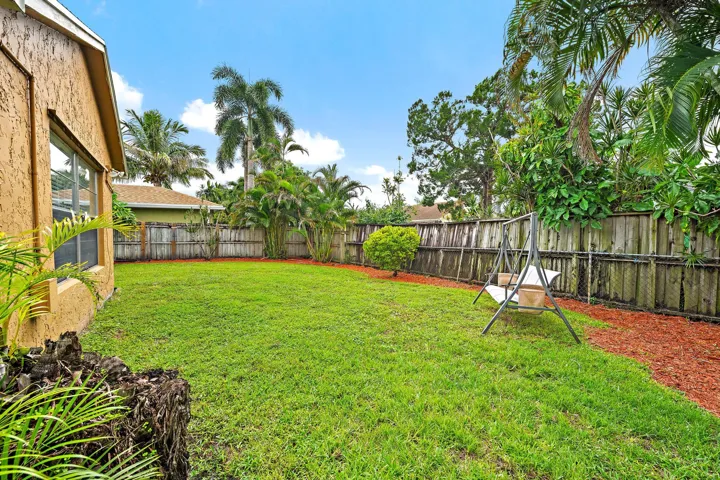 171 Banyan Cir-13