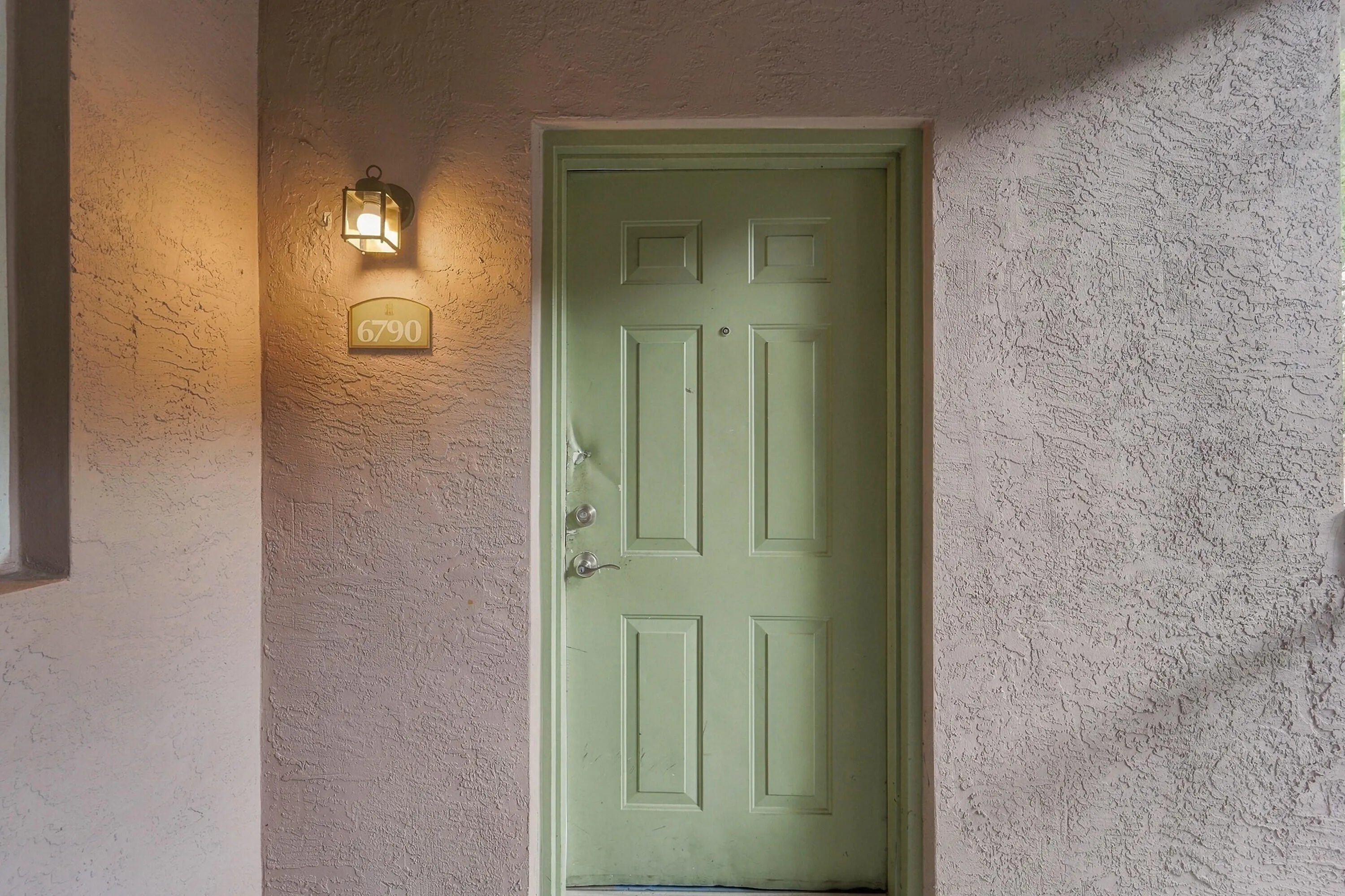 03_exterior entry