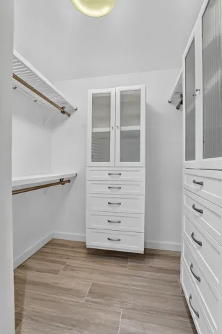 Hers walk in closet.