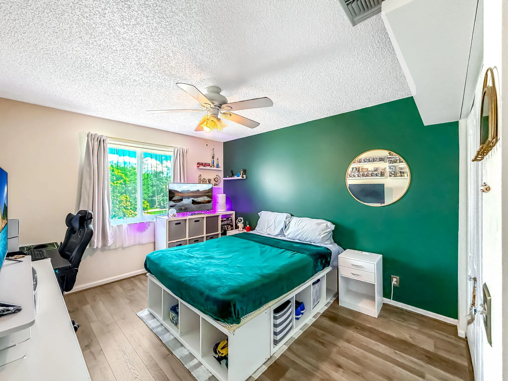 Wood-finish flooring with a contrasting accent wall