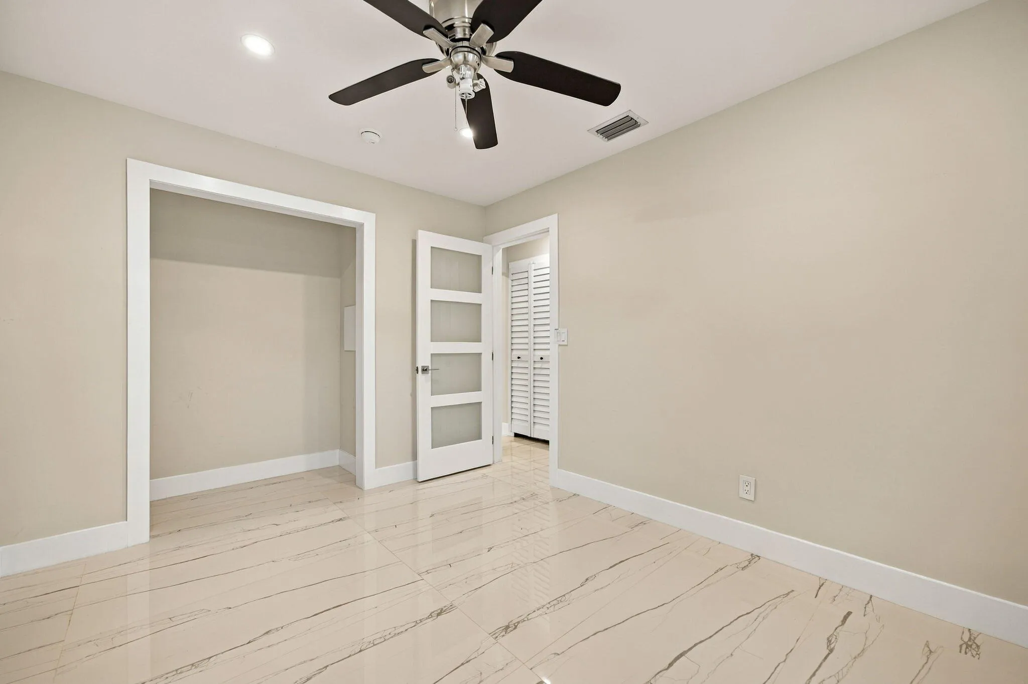 18-web-or-mls-4741-ne-19th-ave