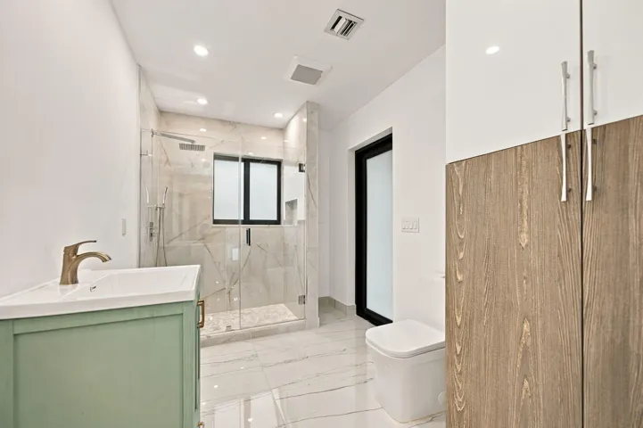 20-web-or-mls-4741-ne-19th-ave