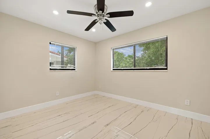 19-web-or-mls-4741-ne-19th-ave