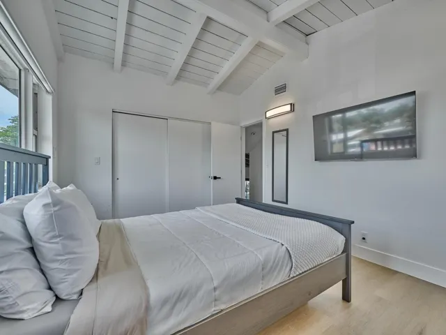 (88) Guest Bedroom 1 x4