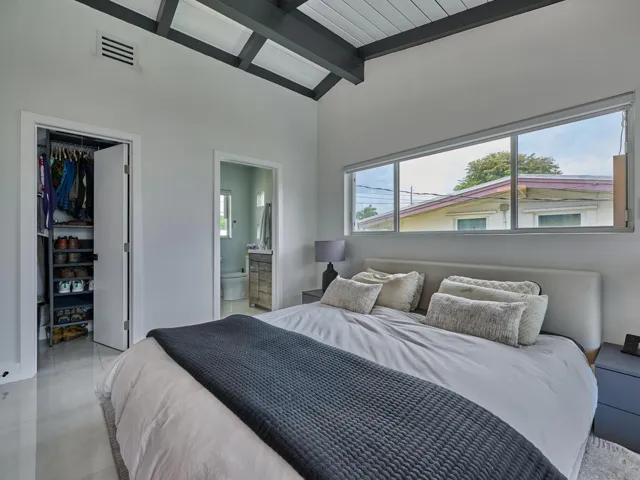 (70) Master Bedroom x6