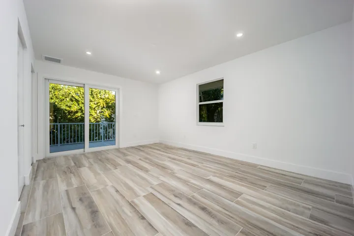 1116 Hernando Street-10