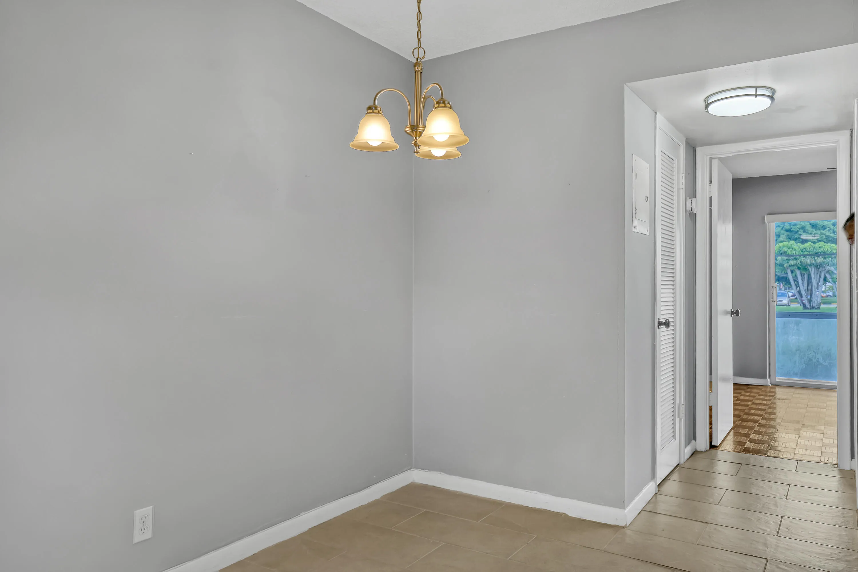 This cozy dining space is perfect for morning coffee, meals, and visits with friends.
