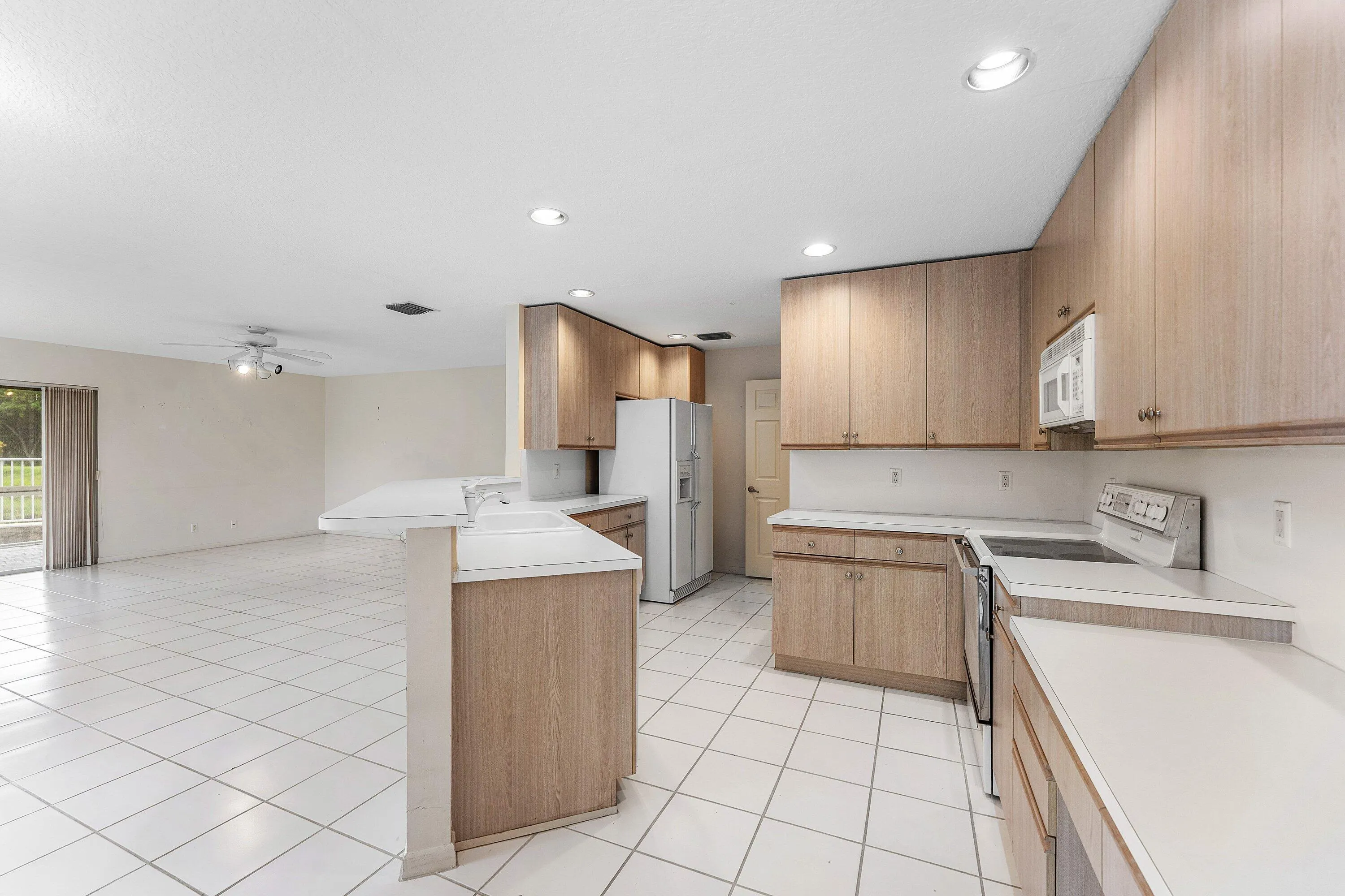 009-23350TorreCircle-BocaRaton-FL-33433-