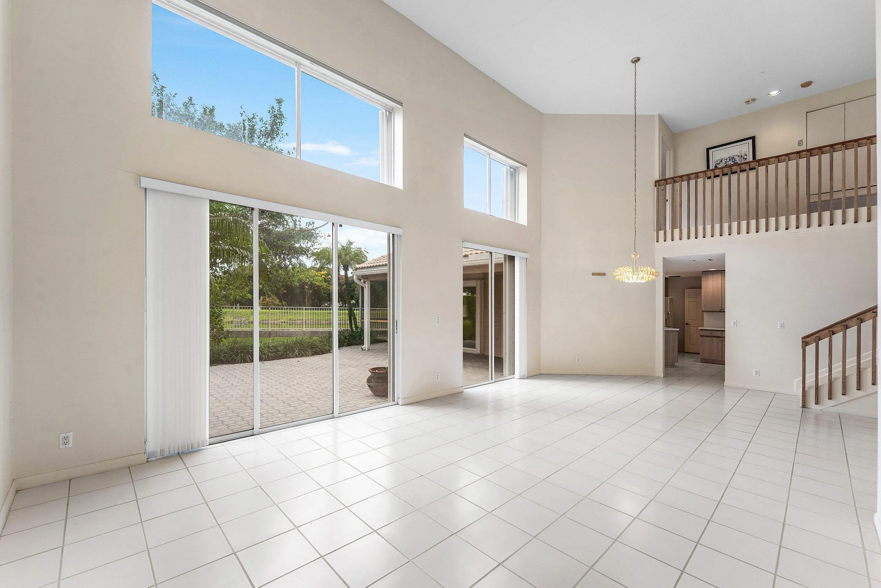 007-23350TorreCircle-BocaRaton-FL-33433-