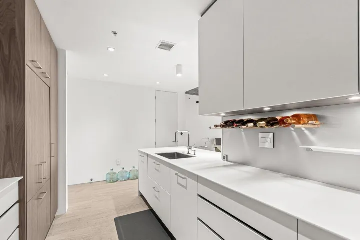 010-300SouthAustralianAvenue-1104-WestPa