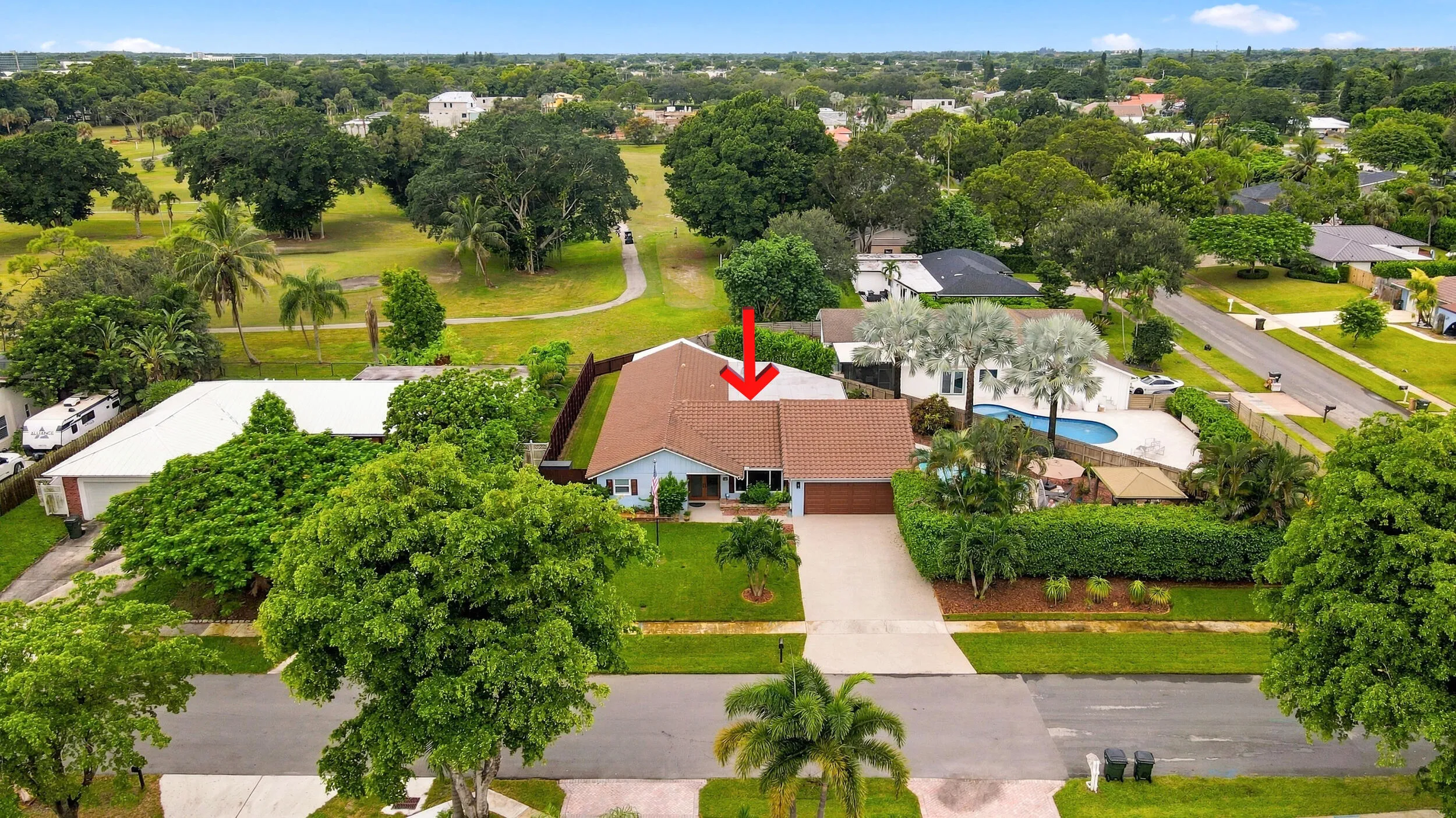 Enjoy exquisite sunsets down the long fairway of the 8th hole of Lakeview Golf Course.